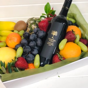 Fruit & Wine Hamper